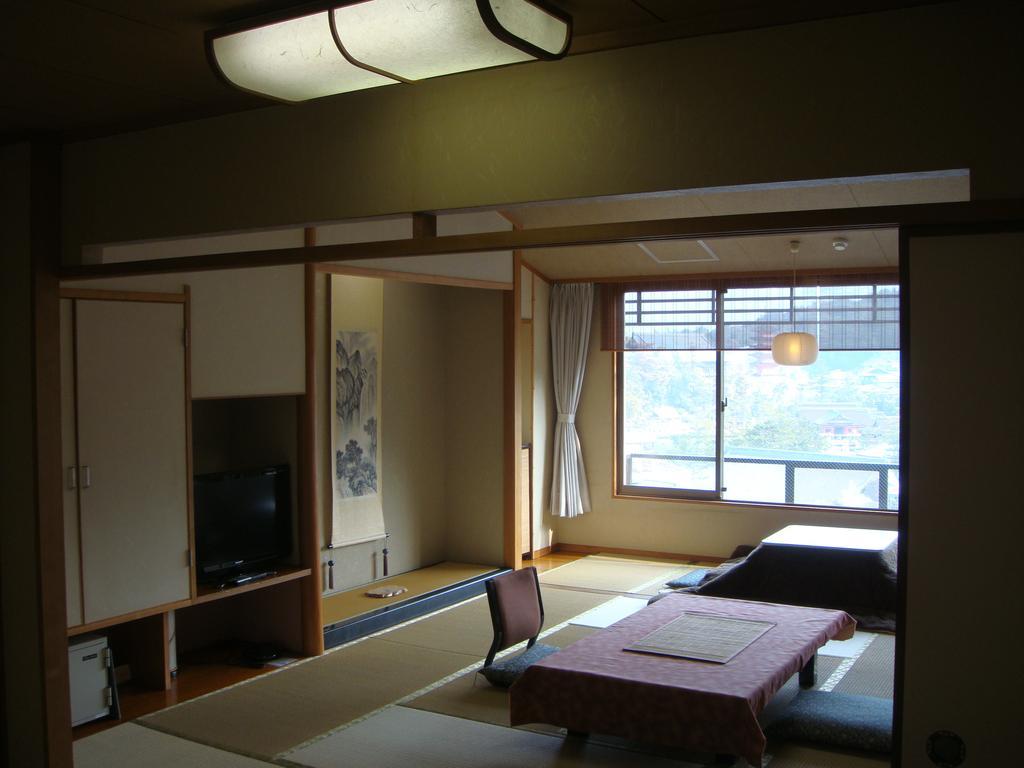 Hotel Jukeiso à Hatsukaichi Extérieur photo