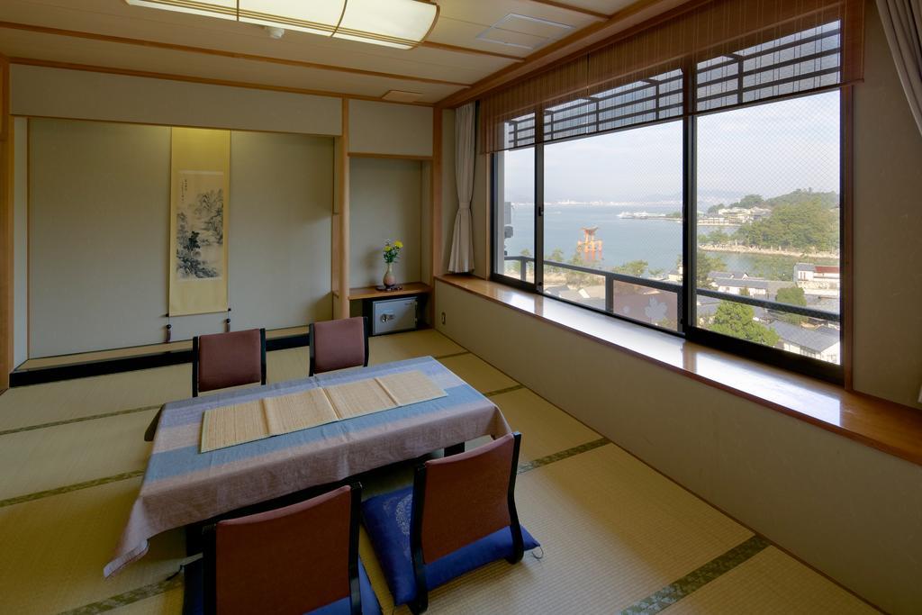 Hotel Jukeiso à Hatsukaichi Extérieur photo