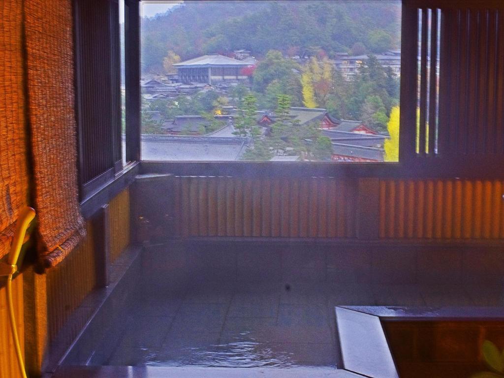 Hotel Jukeiso à Hatsukaichi Extérieur photo